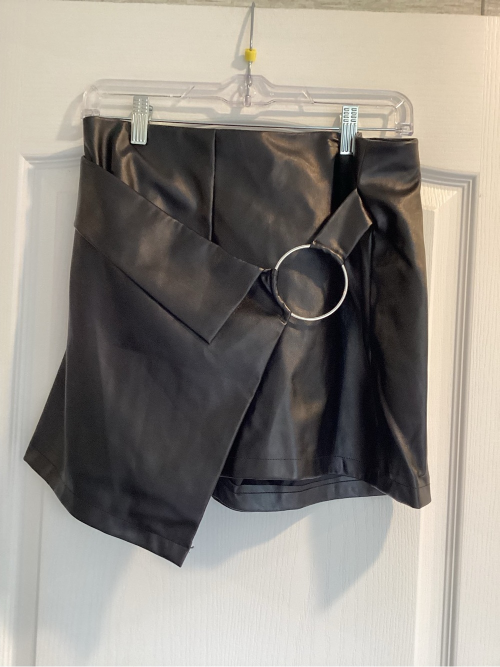 Joe Benbasset Black Faux Leather Wrap Skort with Silver Ring L EUC